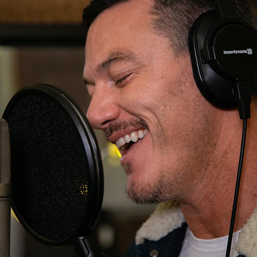 Actor, Luke Evans